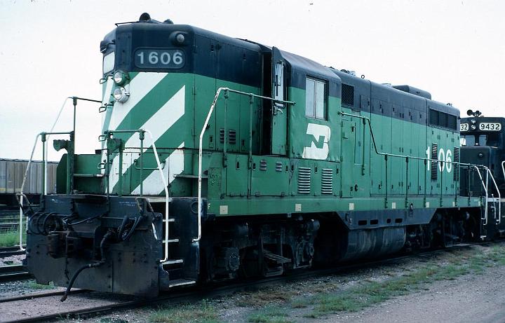 BN 1606 - GP7.jpg